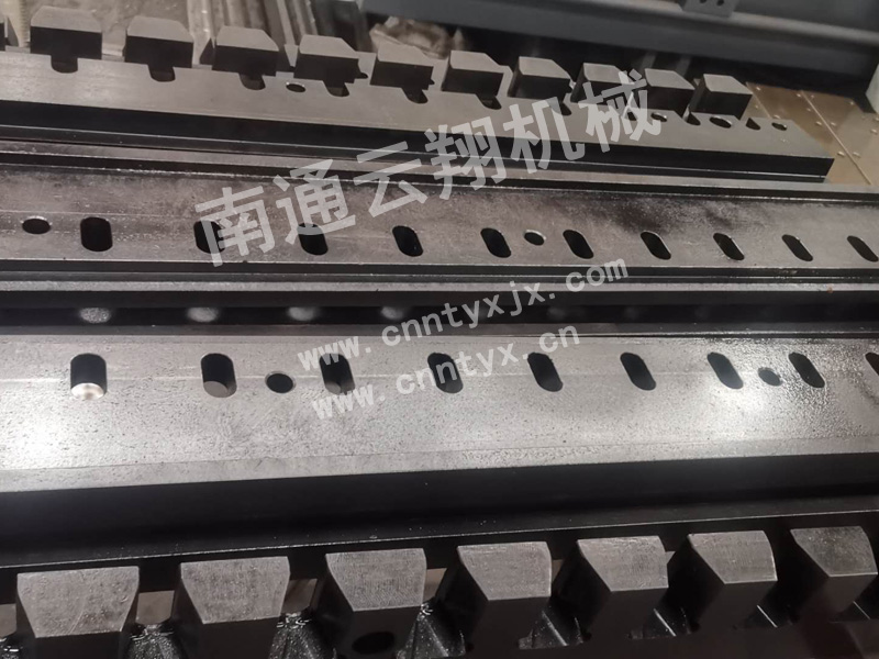 后橋齒輪油_云翔機械齒條價(jià)格型號